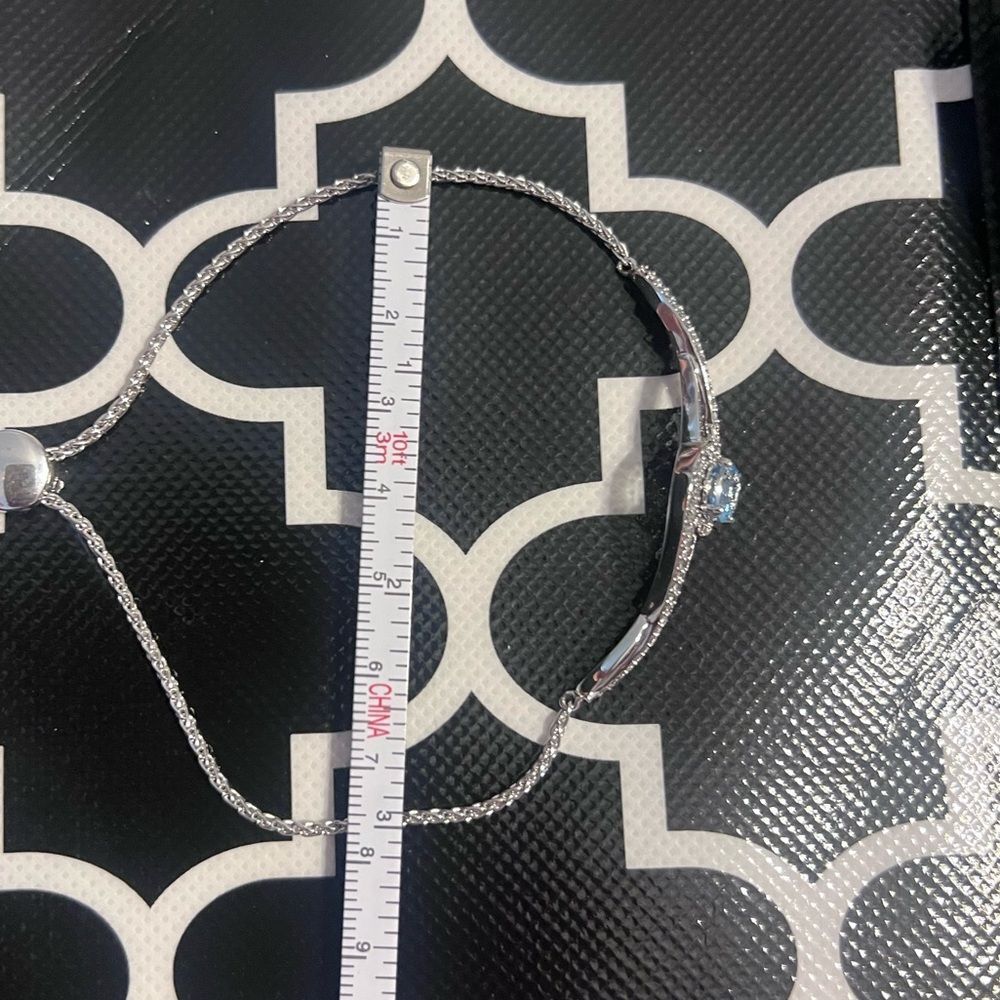 Kay Jewelers Bracelet with diamonds around & a beautiful sapphire center - Picture 5 of 16